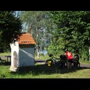 Zum Anbringen der Marke des 2002er Hochwassers musste verlängert werden